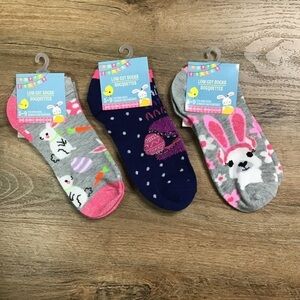 WOMEN’S Socks 3 Pair Low Cut Easter Spring Novelty Bunny Dinosaur Llama